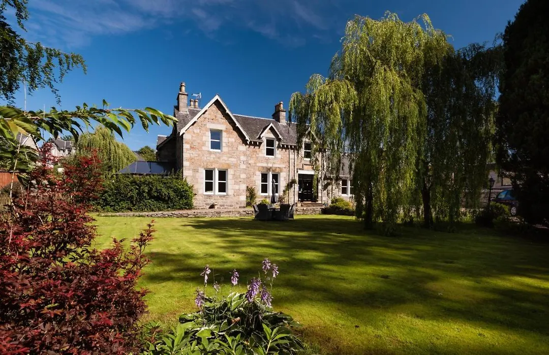 Croft-Na-Coille B&B And Coach House-1